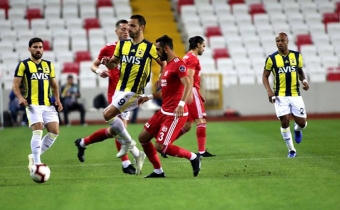 [b]“Fənərbaxça”dan əzmkar QƏLƏBƏ[/b]