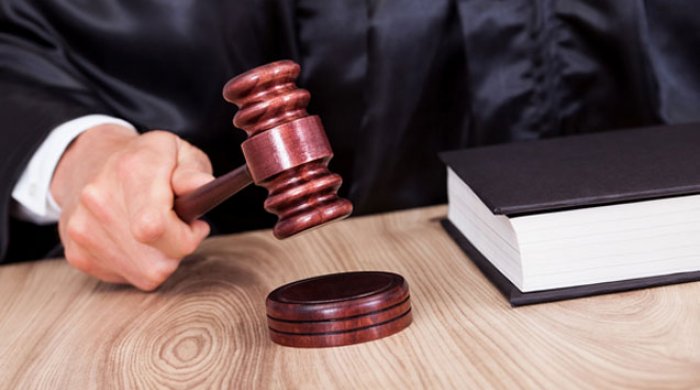 [b]65 min manat oğurladı - Azadlığa çıxdı[/b]