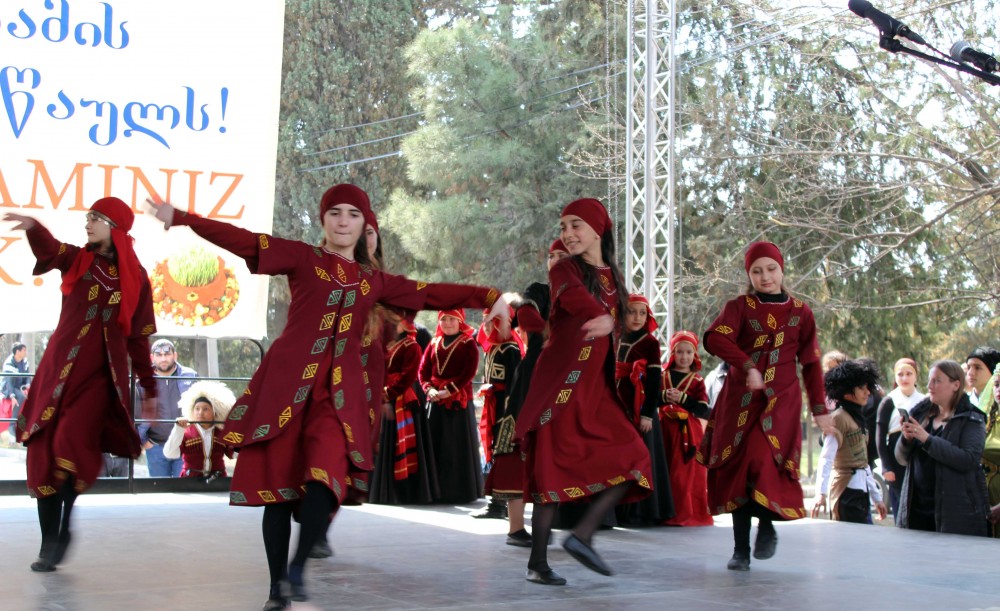 Gürcüstan Prezidenti azərbaycanlıların Novruz şənliklərinə qatıldı - FOTO