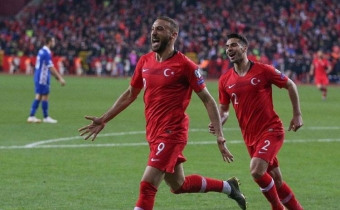 "Daha önəmlisi qol buraxmadan qələbə qazanmaqdır” - Cenk Tosun