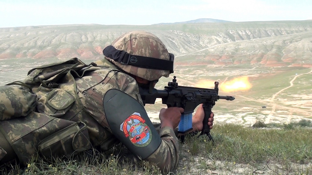 <b>Azərbaycan-Türkiyə birgə döyüş atışlı taktiki təlimləri başladı - <span style="color:red;">YENİLƏNİB  - VİDEO</b>