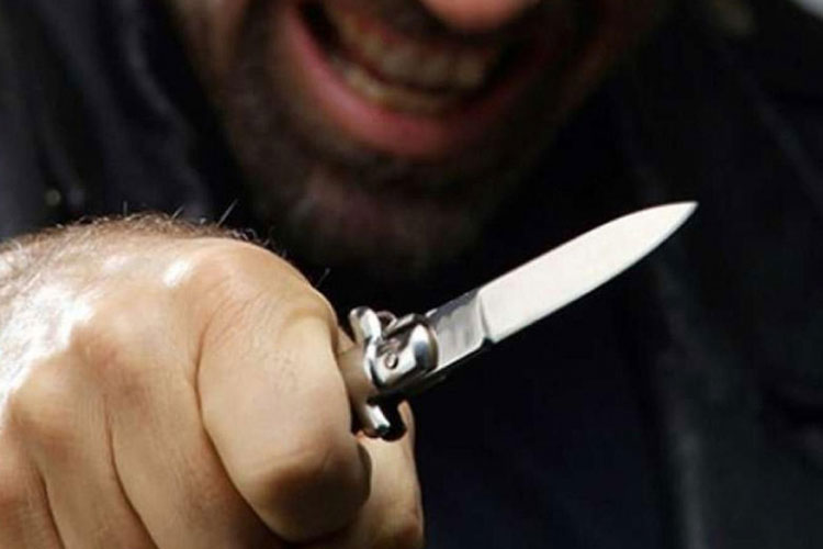 [b]Bakıda qanlı hadisə: 16 yaşlı məktəbli bıçaqlandı[/b]