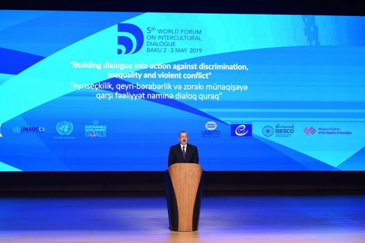 "Qarabağ münaqişəsi beynəlxalq hüququn normalarına əsasən həll edilməlidir" - Prezident