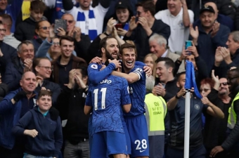 "Çelsi" uddu, "Mançester Yunayted" autsayderlə bacarmadı