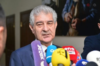 [b]"Növbədənkənar parlament seçkiləri keçirilməyəcək" - <span style="color:red;">Əli Əhmədov [/b]