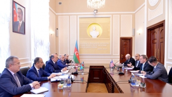 Fikrət Məmmədov ABŞ səfiri ilə görüşüb