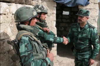 <b>DSX rəisi təmas xəttində olub</b>