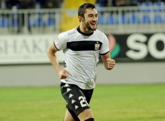 [b]"Neftçi"nin hücumçusu "Səbail"ə keçir? - baş məşqçidən AÇIQLAMA[/b]