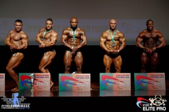 Azərbaycanlı bodibilder Portuqaliyada medal qazandı