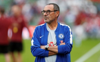 “Çelsi” rəhbərliyi Maurisio Sarri ilə bağlı futbolçuların fikrini öyrənəcək