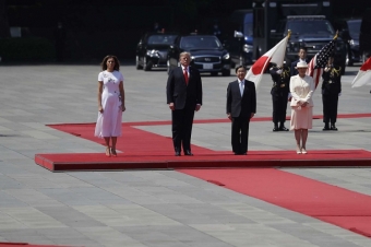 [b]Tramp Yaponiyanın yeni imperatorunun qəbul etdiyi ilk dövlət başçısı oldu[/b]