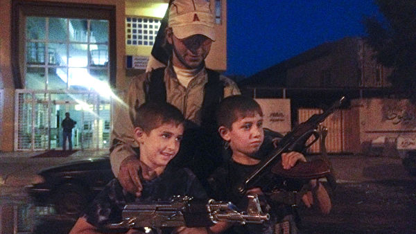 İraq İŞİD terrorçularının uşaqlarını Türkiyəyə təhvil verdi