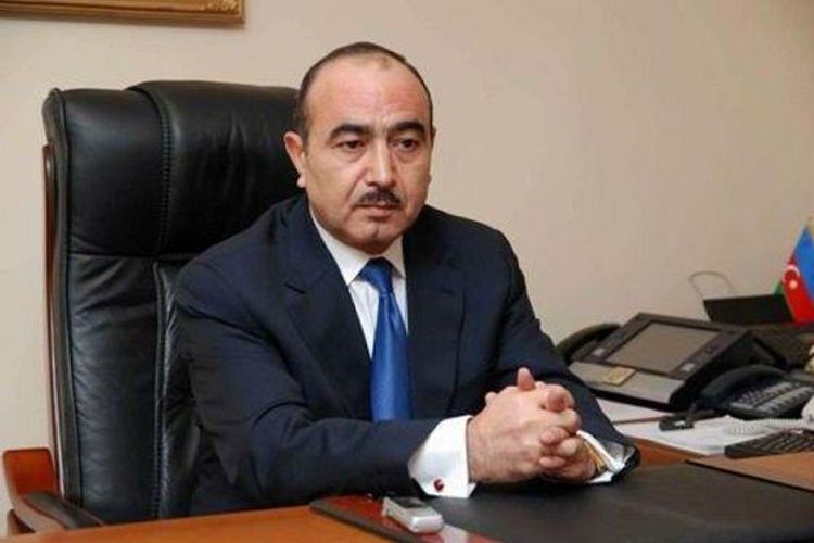 "Zamanında etiraf etmək insanı alçaltmaz"  - Əli Həsənov