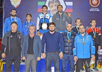 Güləşçilərimiz beynəlxalq turnirdə beş medal qazandı