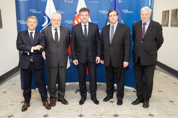 ATƏT sədri həmsədrlərlə görüşüb