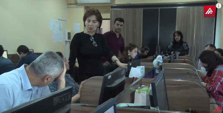APA tv-də bir iş günü - BAYRAM REPORTAJI