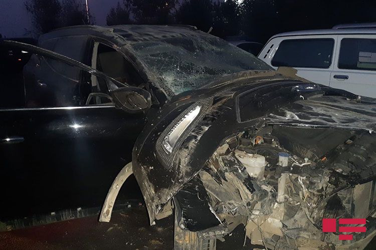 Maşın idarəetmədən çıxaraq aşdı: 4 yaralı - FOTOLENT - YENİLƏNİB
