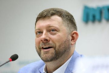 Ukraynada hakim partiyanın sədri dəyişdi