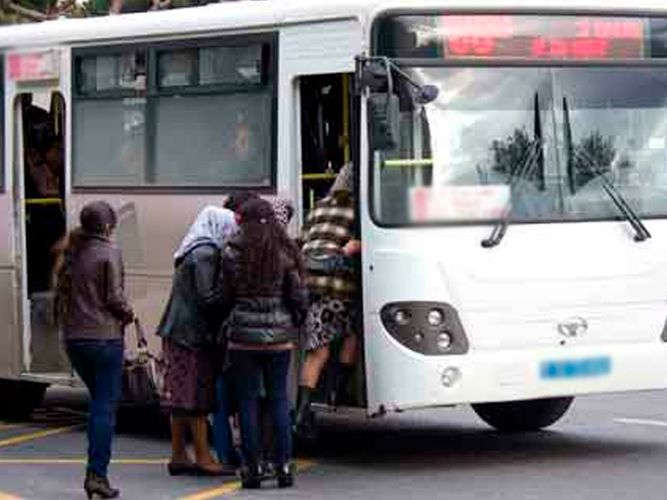 Polis polkovniki qaydanı pozan avtobus sürücülərindən DANIŞDI: "Bütün hadisələr qeydə alınır"