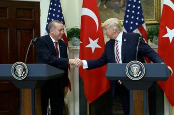 Tramp: "Ümid edirəm, Türkiyə ilə S-400 problemini həll edəcəyik"