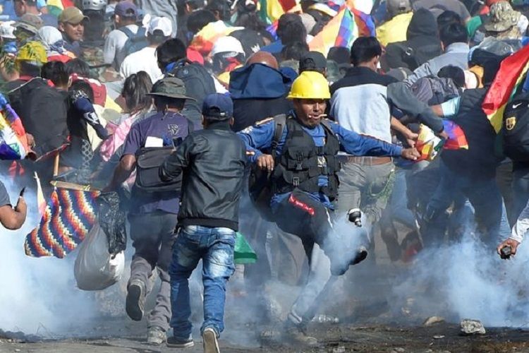 Boliviyanın Koçabamba şəhərində etiraz aksiyaları zamanı ölənlərin sayı 9 nəfərə çatıb