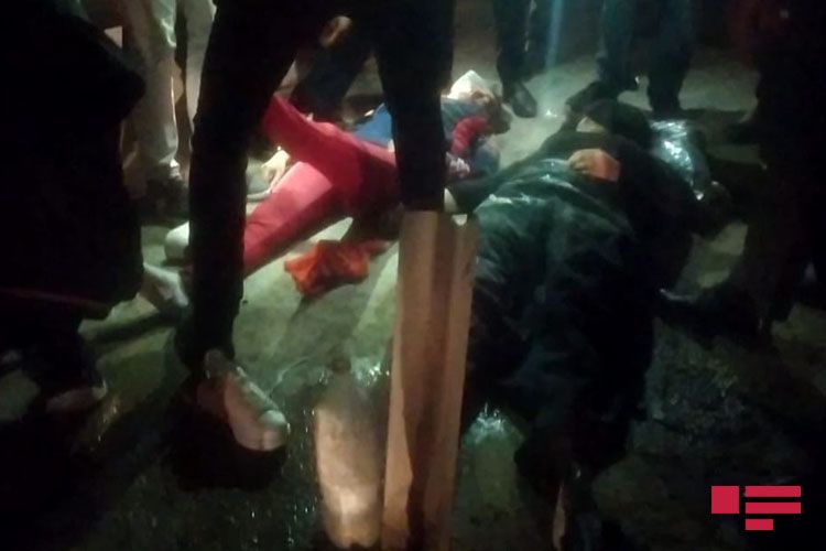 Bakı-Quba yolunda qəzada yaralananlardan ikisi ölüb, birinin vəziyyəti ağırdı  - FOTO - YENİLƏNİB