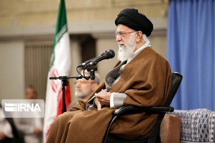 İranın Ali dini lideri etirazçılara müraciət edib