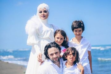 Xuraman yeni doğulan 4-cü övladının şəklini paylaşdı - FOTO