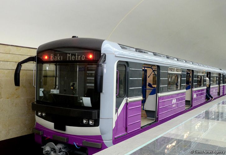Metroda daha bir aksiya: iki gün davam edəcək