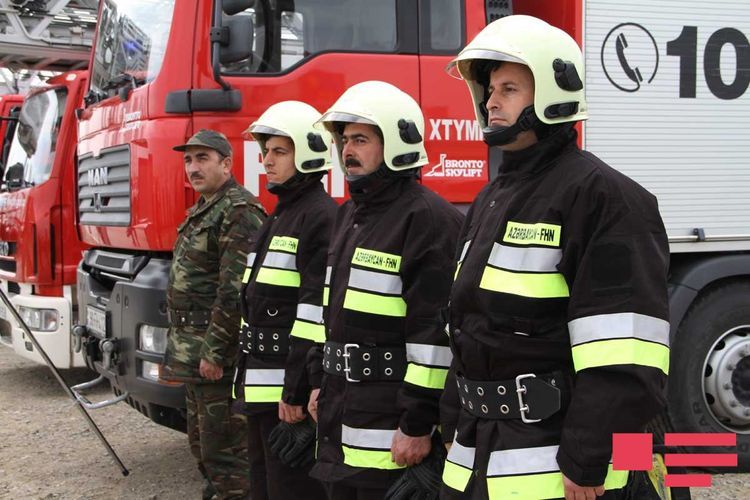 FHN məktəbdə yanğın təhlükəsizliyinə dair təlim keçirdi