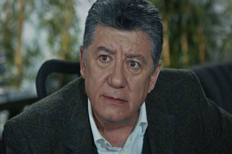 Türkiyəli məşhur aktyor Tarık Ünlüoğlu vəfat etdi
