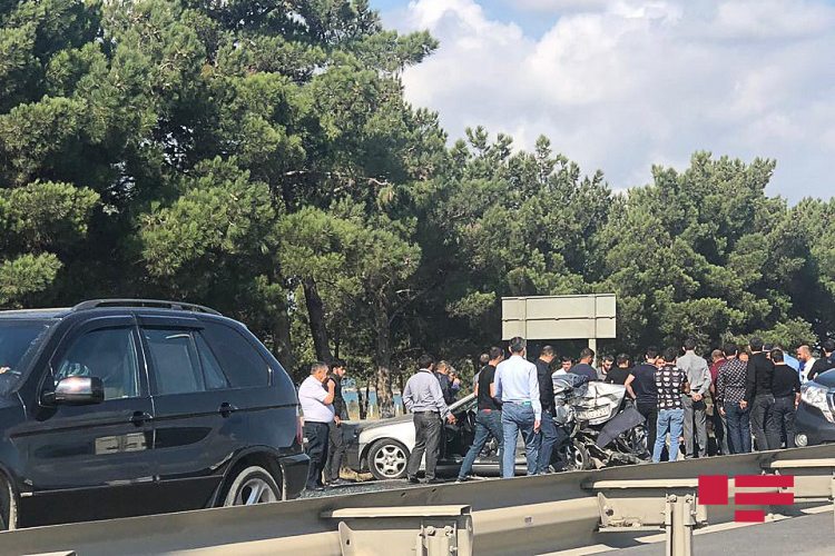 Bakı-Sumqayıt yolunda QƏZA - FOTO