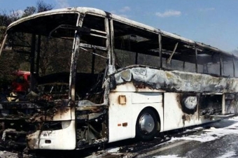 Azərbaycanlıları ziyarətə aparan avtobus yandı - <span style="color:red;">İranda 