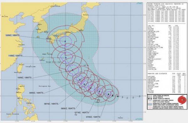 Yaponiya hökuməti turistlərə gözlənilən tayfun barədə xəbərdarlıq edib