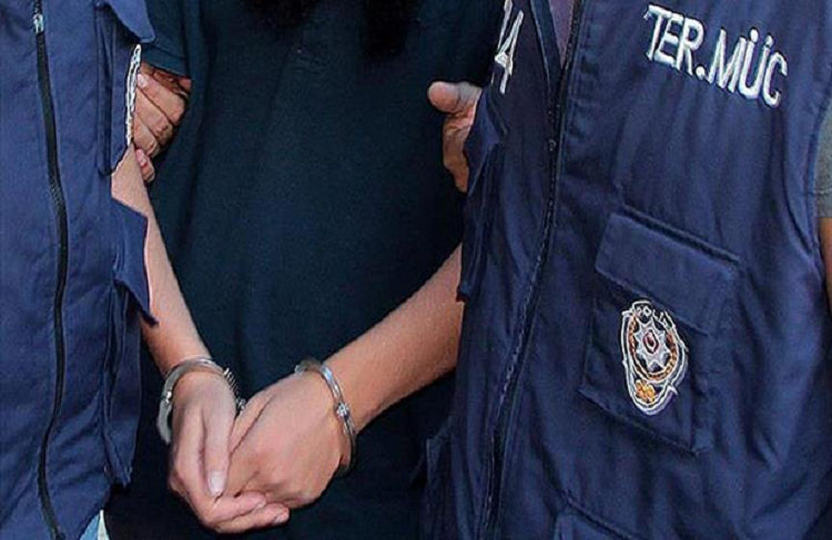 Türk polisi 10 İŞİD üzvünü tutdu