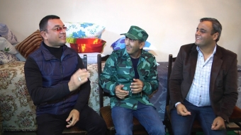 23 yaşlı əlili ziyarət edən meyxanaçılar: “O, bizdən yaxşı deyir” - <span style="color:red;">DEYIŞMƏ  