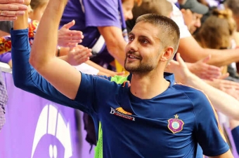 Alman kulubunda oynayan futbolçumuz: “...kənarda qaldım”