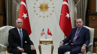 Ərdoğan və ABŞ-ın vitse-prezidenti arasında görüş başa çatdı - <span style="color:red;">YENİLƏNİB 