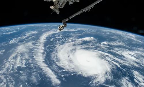 Meksika körfəzində “Nestor” tropik fırtınası meydana gəldi