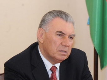 Əli Həsənov Baş Nazirin müavini vəzifəsindən azad edildi