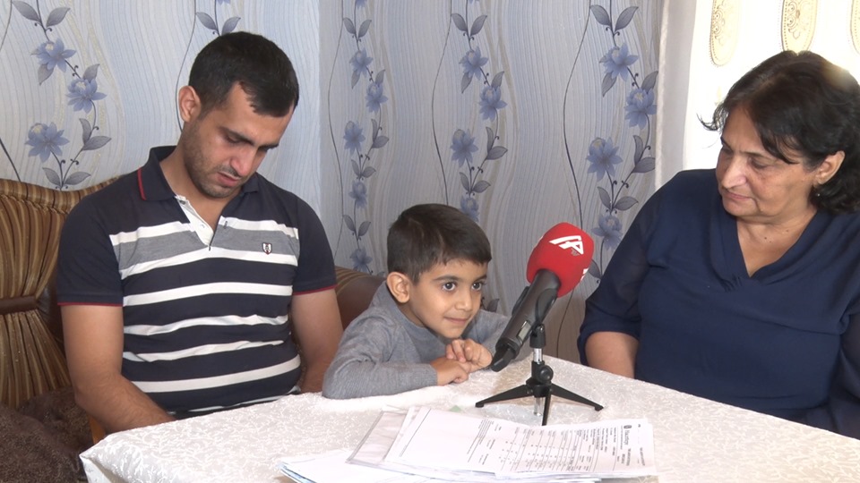 Bir atanın fəryadı: “Qızım da bu xəstəlikdən öldü, kömək edin”