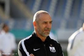 “Neftçi” baş məşqçini bu ölkəyə getməyə qoymadı 