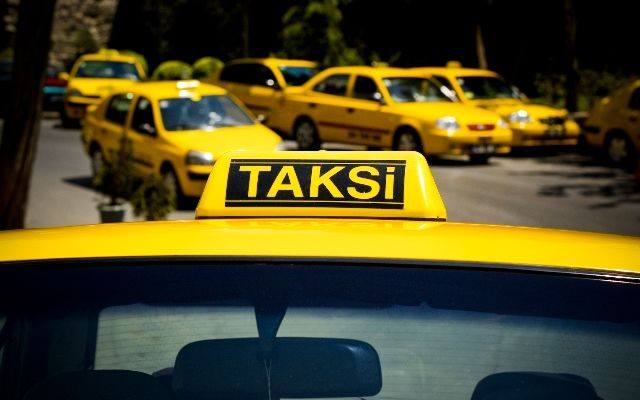 Fərdi, yoxsa şirkət taksiləri daha təhlükəlidir? - Xidmət qiymətlərindəki inanılmaz fərqin ƏSAS SƏBƏBİ