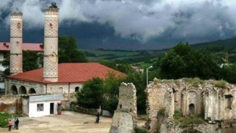 Qarabağda növbəti “seçki şousu” təşkil edilib - BƏYANAT