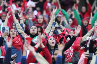 İranda qadınlarla bağlı <span style="color:red;">GÖZLƏNİLMƏZ QƏRAR : artıq buna icazə verildi