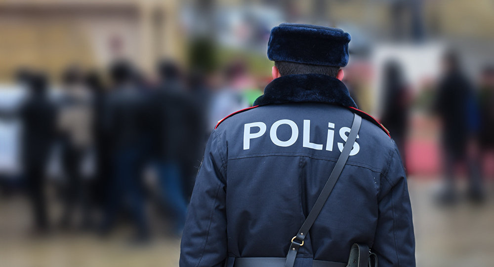 Polis vətəndaşı son anda qatilin əlindən aldı