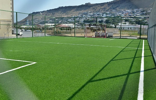 Futbol oynayan 43 yaşlı kişi öldü