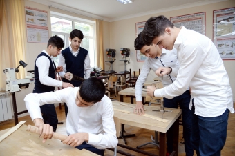 Bakının 5 məktəbində peşə təmayüllü siniflər yaradılıb