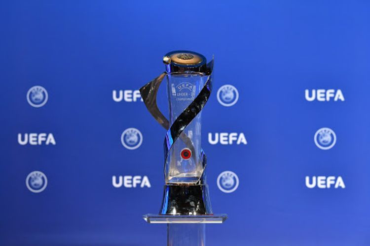 UEFA Avropa çempionatlarını bir il sonraya keçirdi
