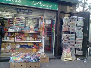 Bakıda köşk yanıb